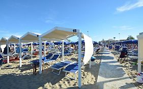 Riccione Beach Hotel - Enjoy your Summer - con parco acquatico incluso