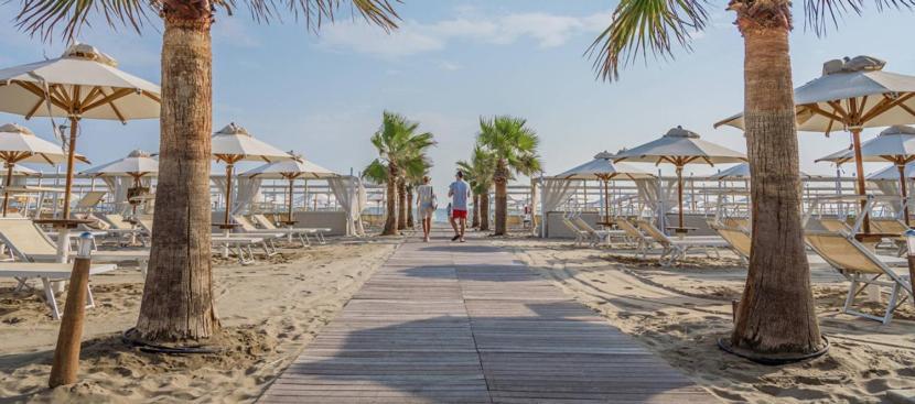Riccione Beach Hotel - Enjoy Your Summer -Beach Village Incluso Exterior foto